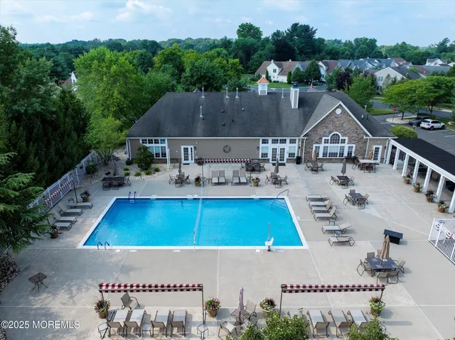 $839,999 | 8 Crawford Road, Manalapan, NJ 07726