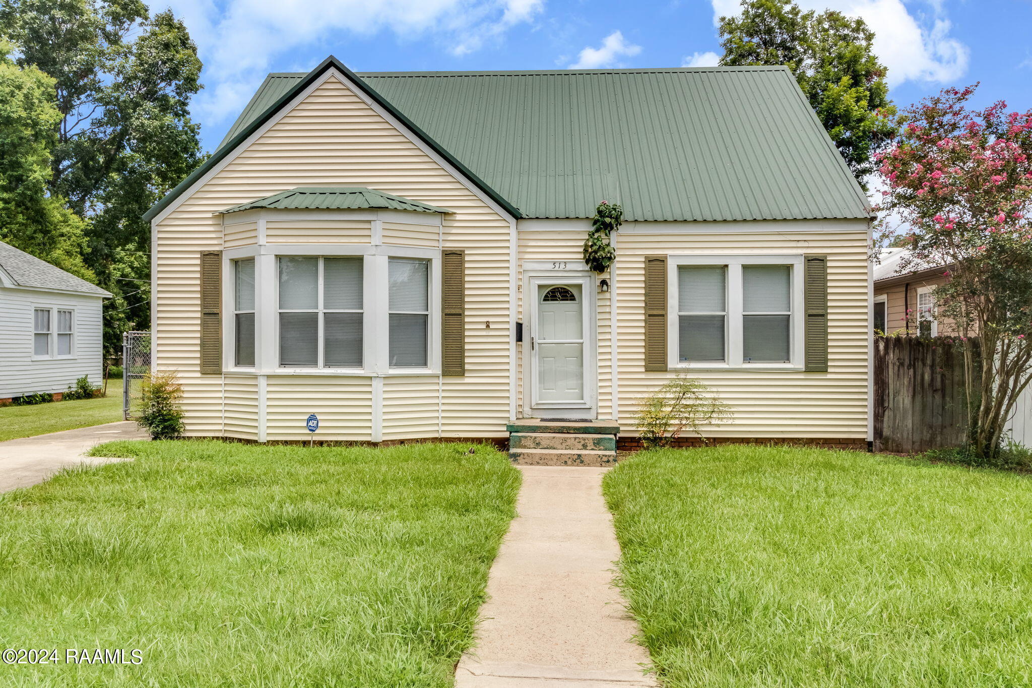 513 Maple Street Opelousas, LA 70570 - Photo 2 of 15 14-web-or-mls-513 Maple St-15