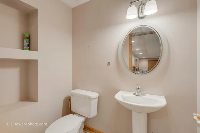 $599,000 | 2821 Abbington Drive, New Lenox, IL 60451