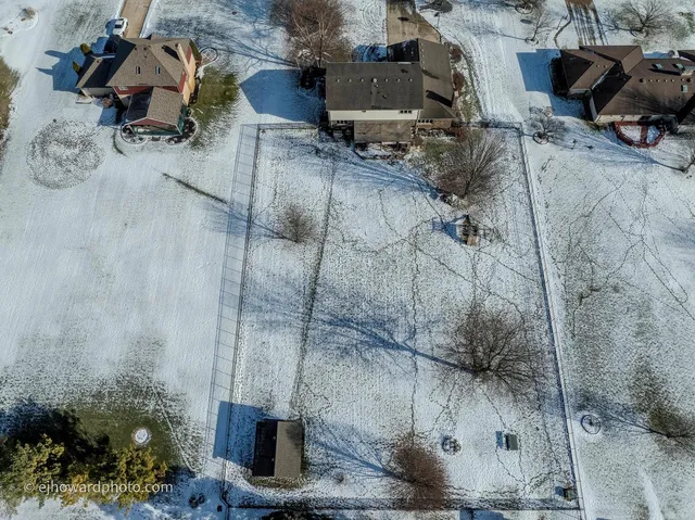 $599,000 | 2821 Abbington Drive, New Lenox, IL 60451