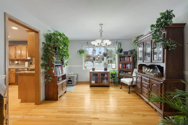 $599,000 | 2821 Abbington Drive, New Lenox, IL 60451