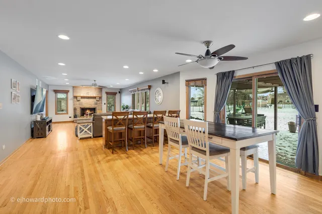 $599,000 | 2821 Abbington Drive, New Lenox, IL 60451