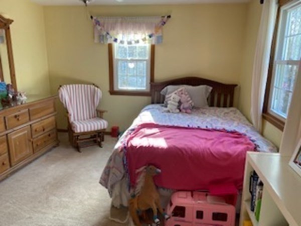 65 Smith Road Charlton, MA 01507 - Photo 18 of 34