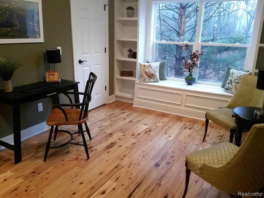8685 Mcgregor Road Pinckney, MI 48169 - Photo 15 of 25 7.jpg
