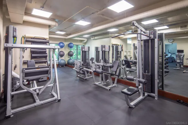 $2,450,000 | 2500 Sixth Avenue, Unit 605, San Diego, CA 92103