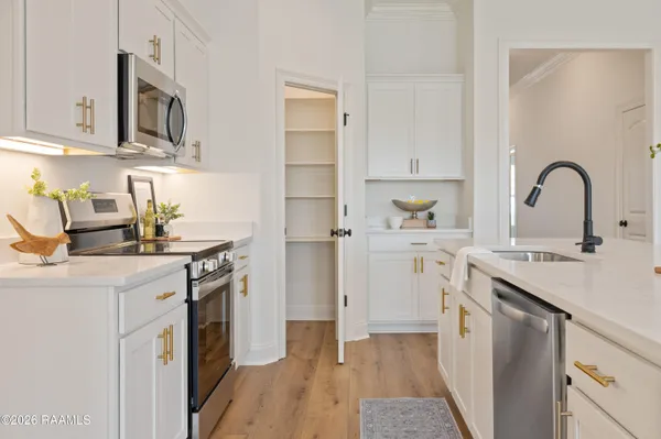 $2,500 | 107 Lotus Lane, Broussard, LA 70518