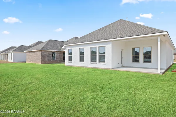 $2,500 | 107 Lotus Lane, Broussard, LA 70518