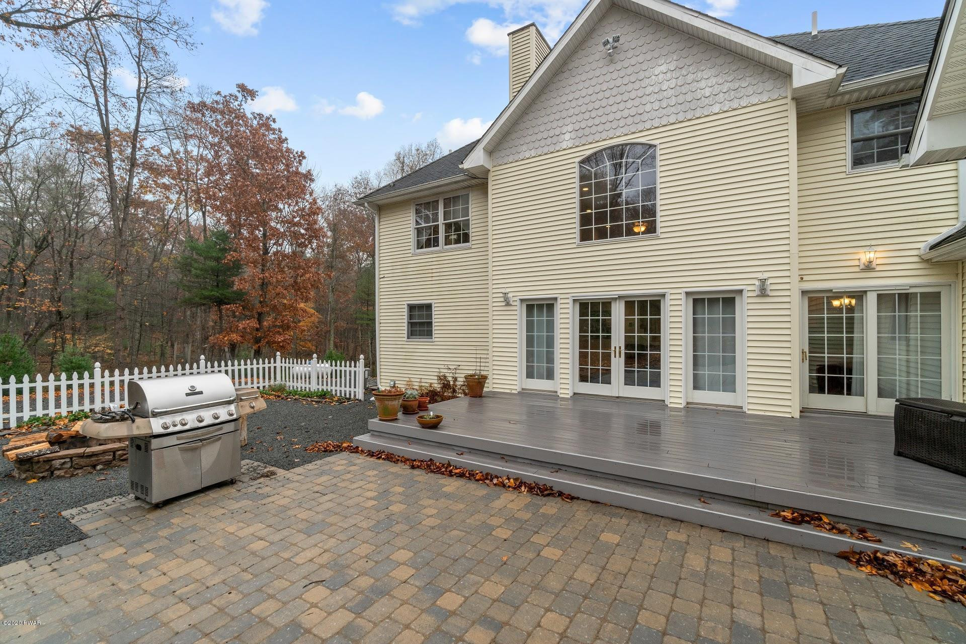 800 Raymondskill Road Milford, PA 18337 - Photo 5 of 48 Rear Deck & Patio Area