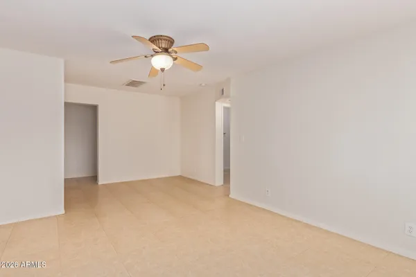 $1,599 | 2102 East Oak Street, Phoenix, AZ 85006