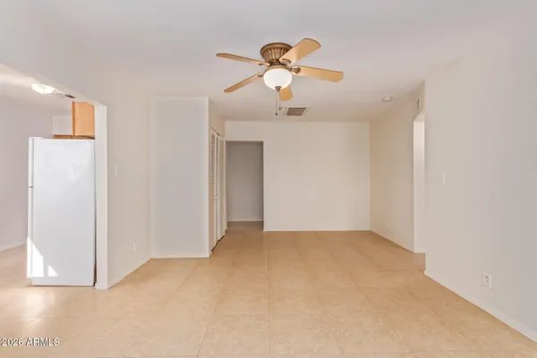$1,599 | 2102 East Oak Street, Phoenix, AZ 85006
