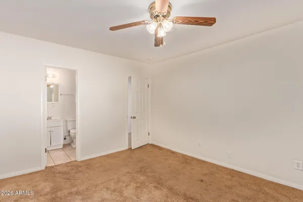 $1,599 | 2102 East Oak Street, Phoenix, AZ 85006