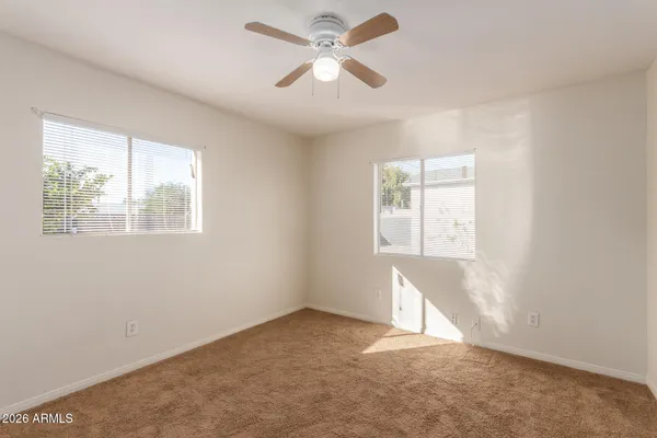 $1,599 | 2102 East Oak Street, Phoenix, AZ 85006