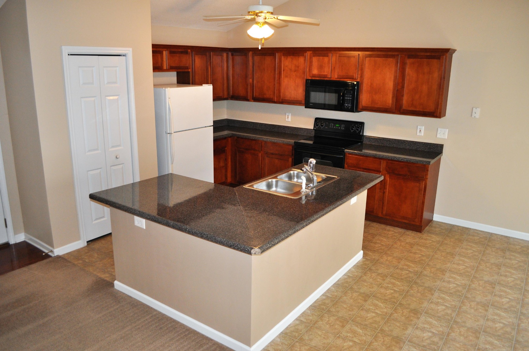 2024 Cedargreens Road Knoxville, TN 37924 - Photo 9 of 28 Gallery Image 9