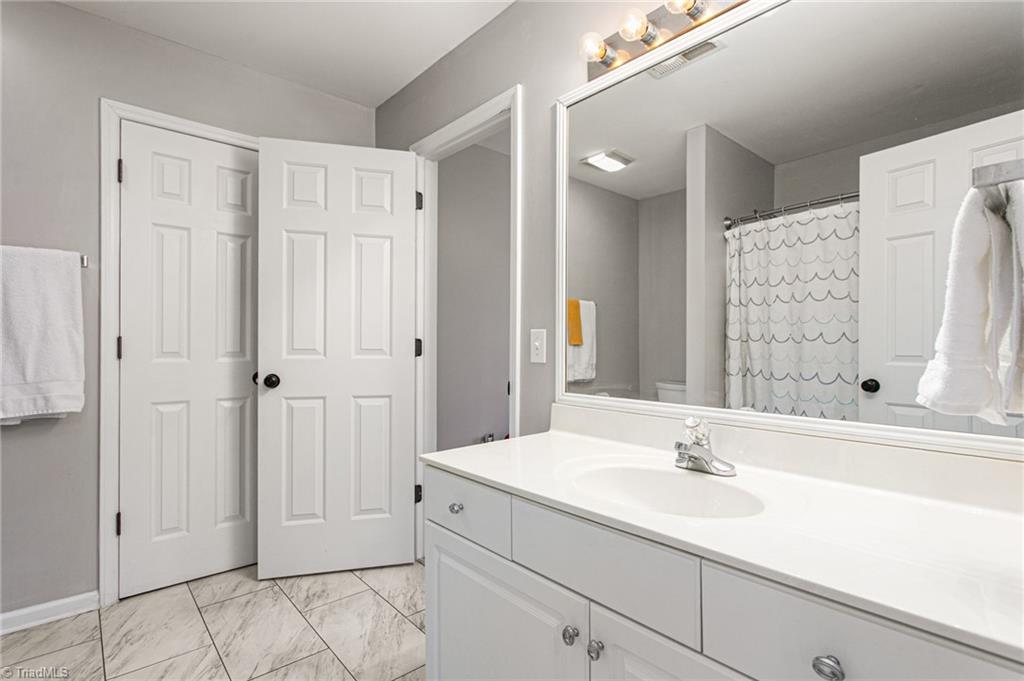 204 Georgetowne Drive Elon, NC 27244 - Photo 33 of 42