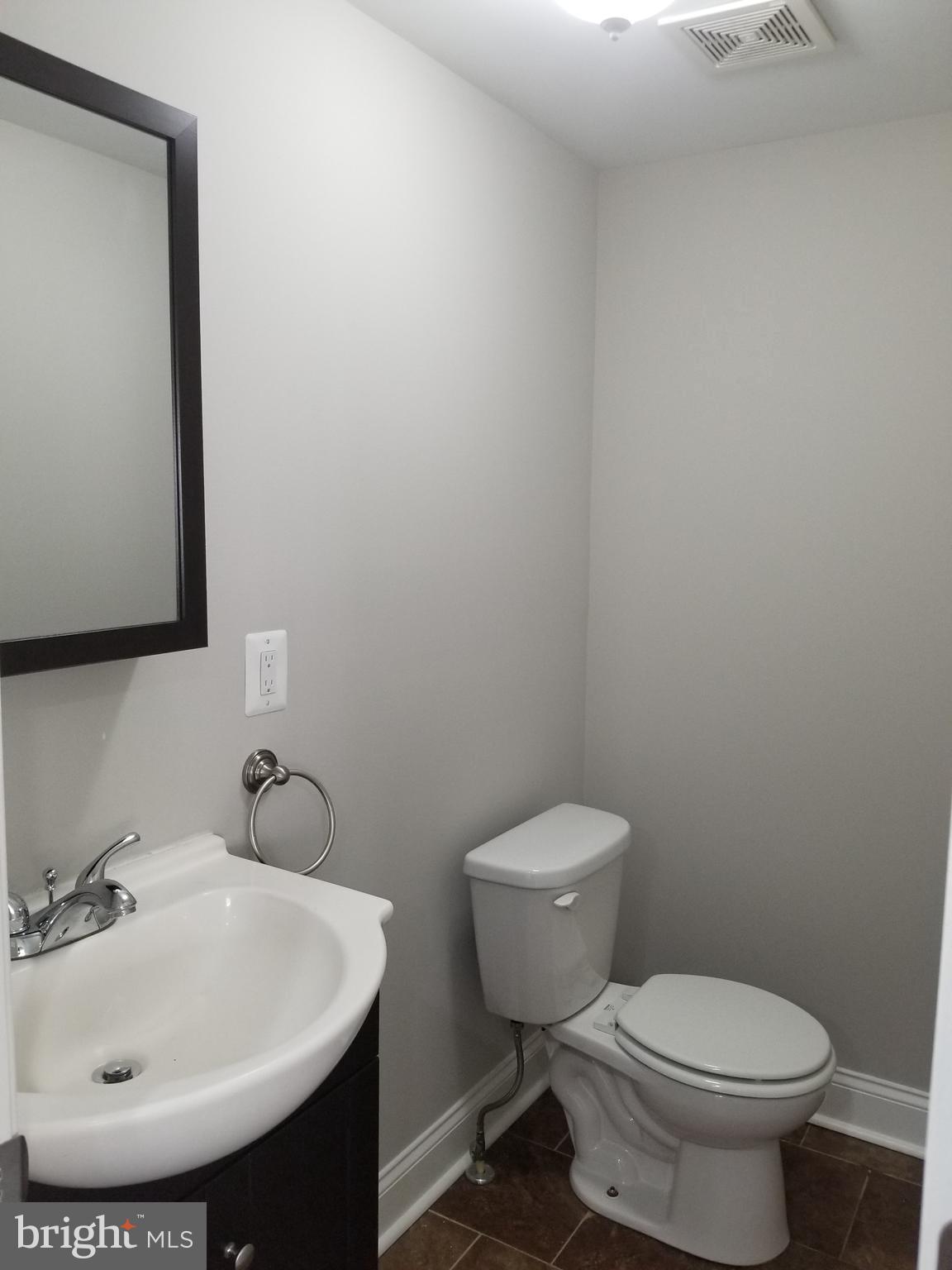 3911 Glenhunt Road Baltimore, MD 21229 - Photo 14 of 18 Gallery Image 14