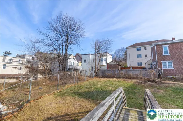 $1,800 | 708 Main Street, Unit 2, Bethlehem, PA 18018