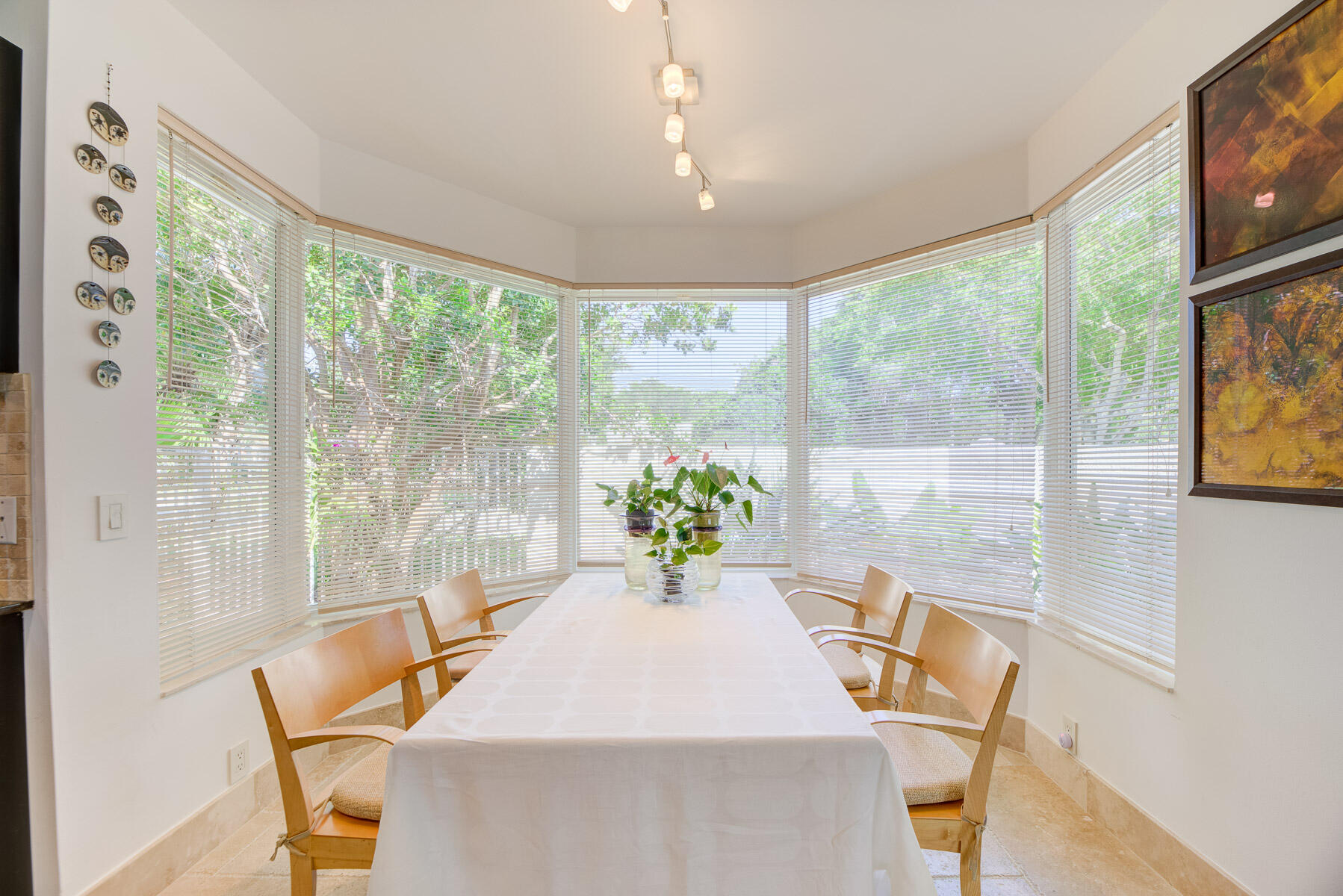 3030 Hampton Place Boca Raton, FL 33434 - Photo 18 of 93 B88D2180-65DC-4CA3-9C8E-A9EF05A31C84