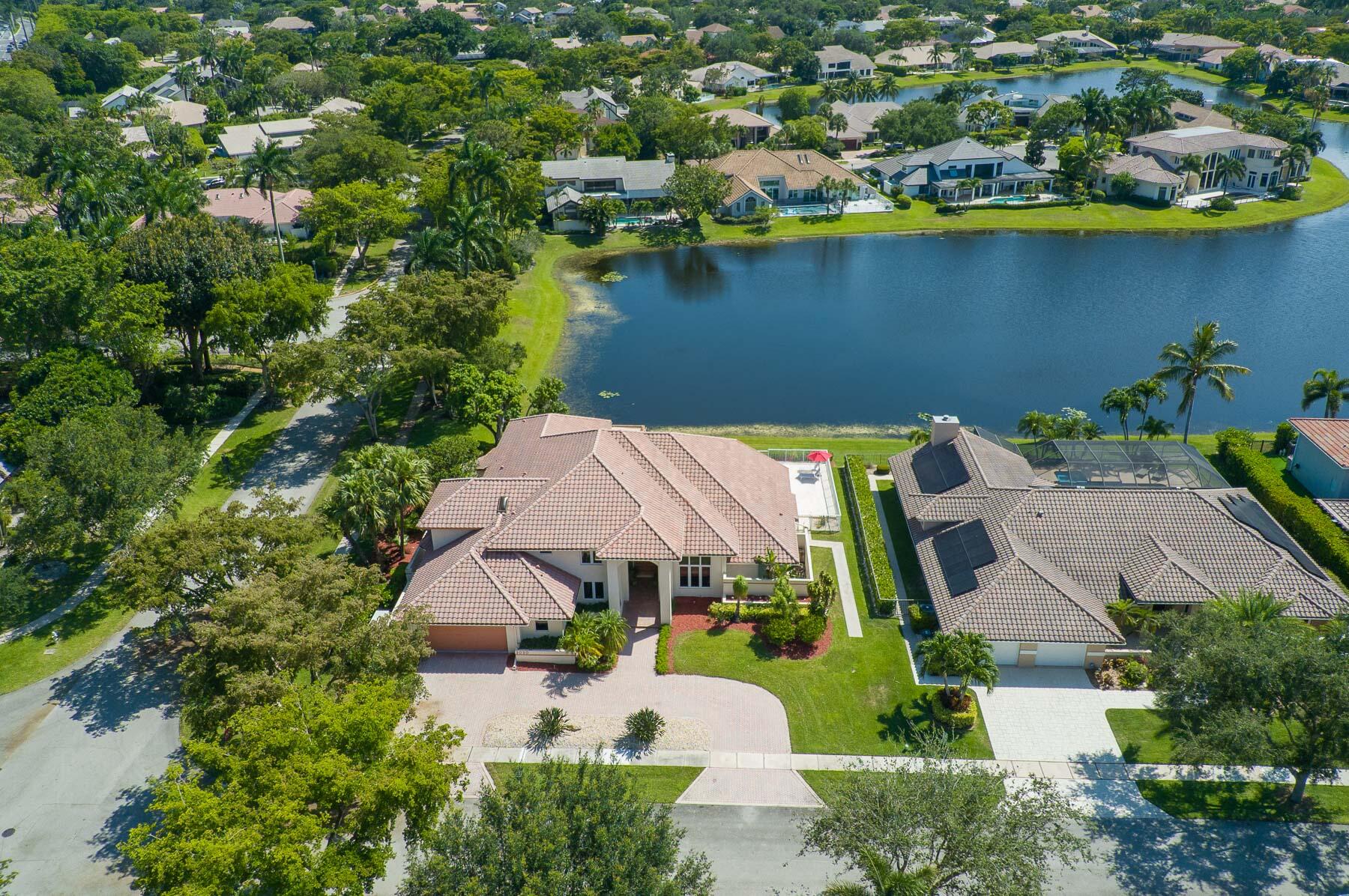 3030 Hampton Place Boca Raton, FL 33434 - Photo 5 of 93 82680872-D1E0-4B09-A0A0-8ECED80DD809