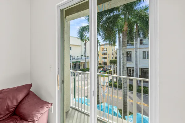 $335,000 | 1203 Town Center Drive, Unit 202, Jupiter, FL 33458