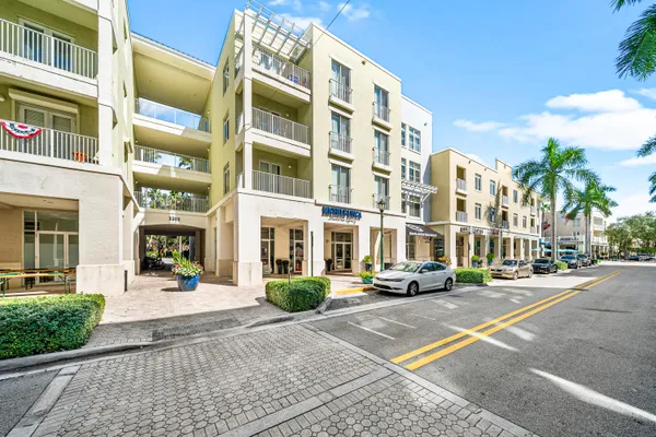 $335,000 | 1203 Town Center Drive, Unit 202, Jupiter, FL 33458