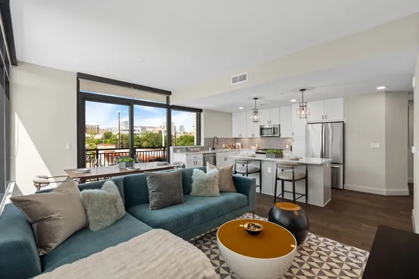 $4,512 | 2511 Willowick Road, Unit 518, Houston, TX 77027