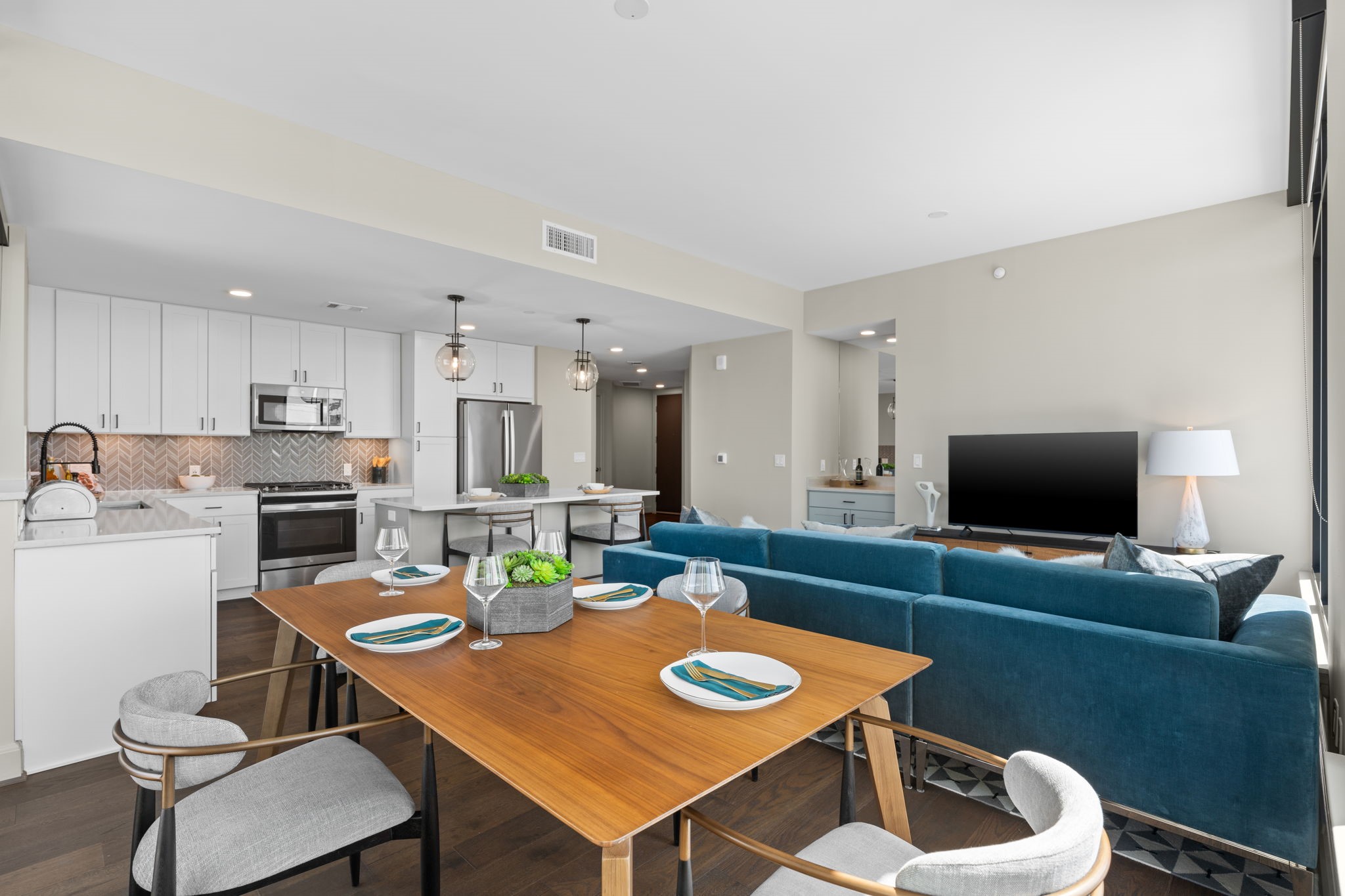 2511 Willowick Road, Unit 544 Houston, TX 77027 - Photo 9 of 44