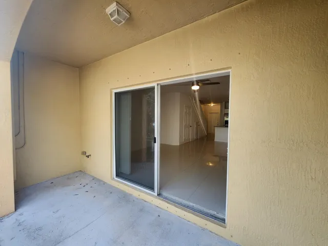 $2,300 | 5067 Southeast Mariner Garden Circle, Stuart, FL 34997