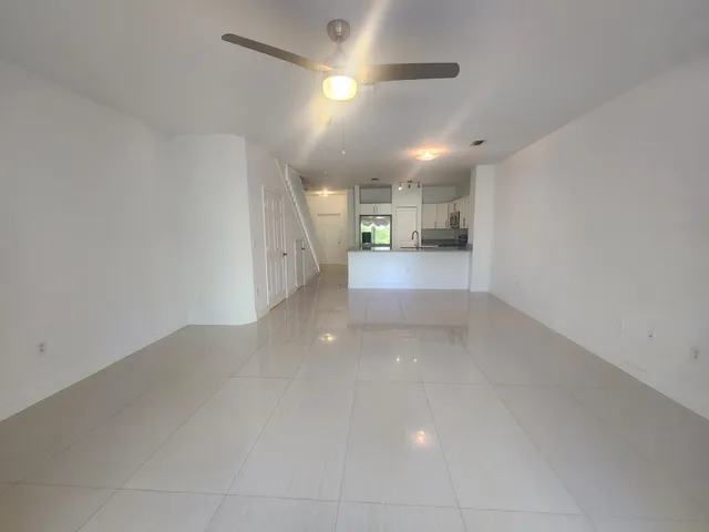 $2,300 | 5067 Southeast Mariner Garden Circle, Stuart, FL 34997