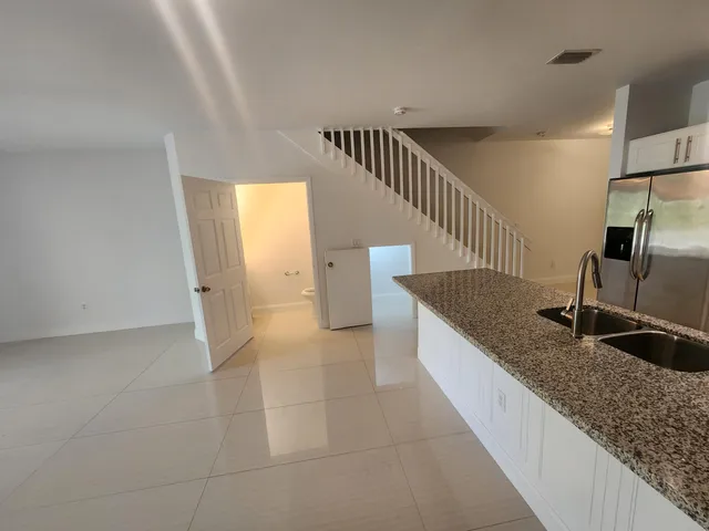 $2,300 | 5067 Southeast Mariner Garden Circle, Stuart, FL 34997