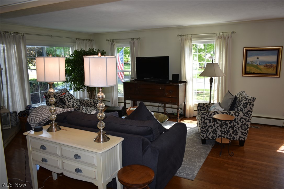 1098 Cambridge Road Coshocton, OH 43812 - Photo 11 of 34 Gallery Image 11