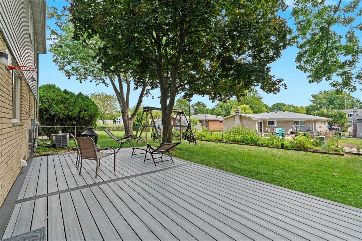 43009 Arlington Road Canton, MI 48187 - Photo 29 of 37 30