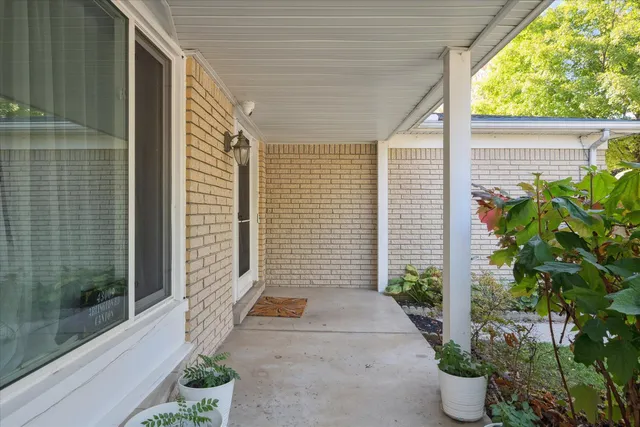 $424,500 | 43009 Arlington Road, Canton, MI 48187