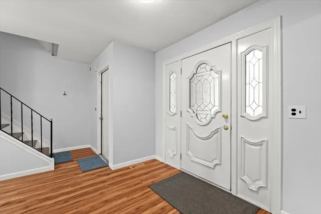 $424,500 | 43009 Arlington Road, Canton, MI 48187