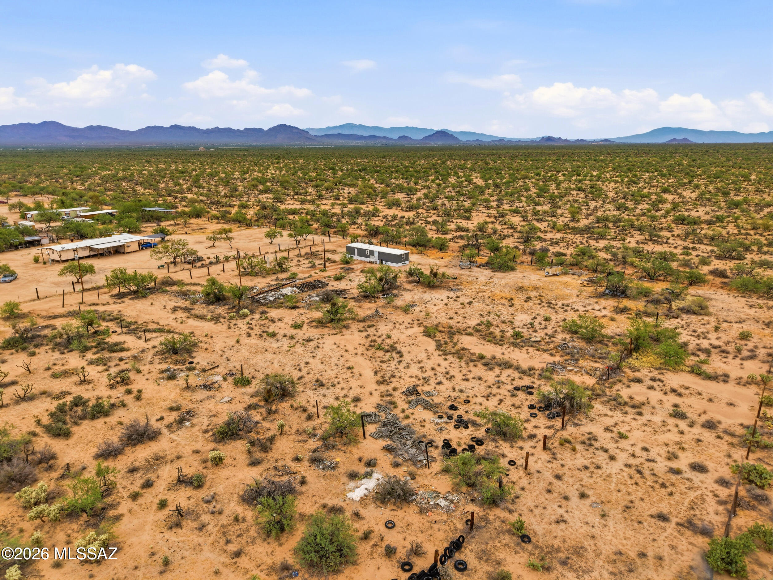 8620 South Sandario Road Tucson, AZ 85736 - Photo 23 of 26 a view of city and ocean