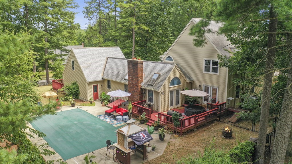 80 Bennett Street Hudson, MA 01749 - Photo 5 of 42 Gallery Image 5