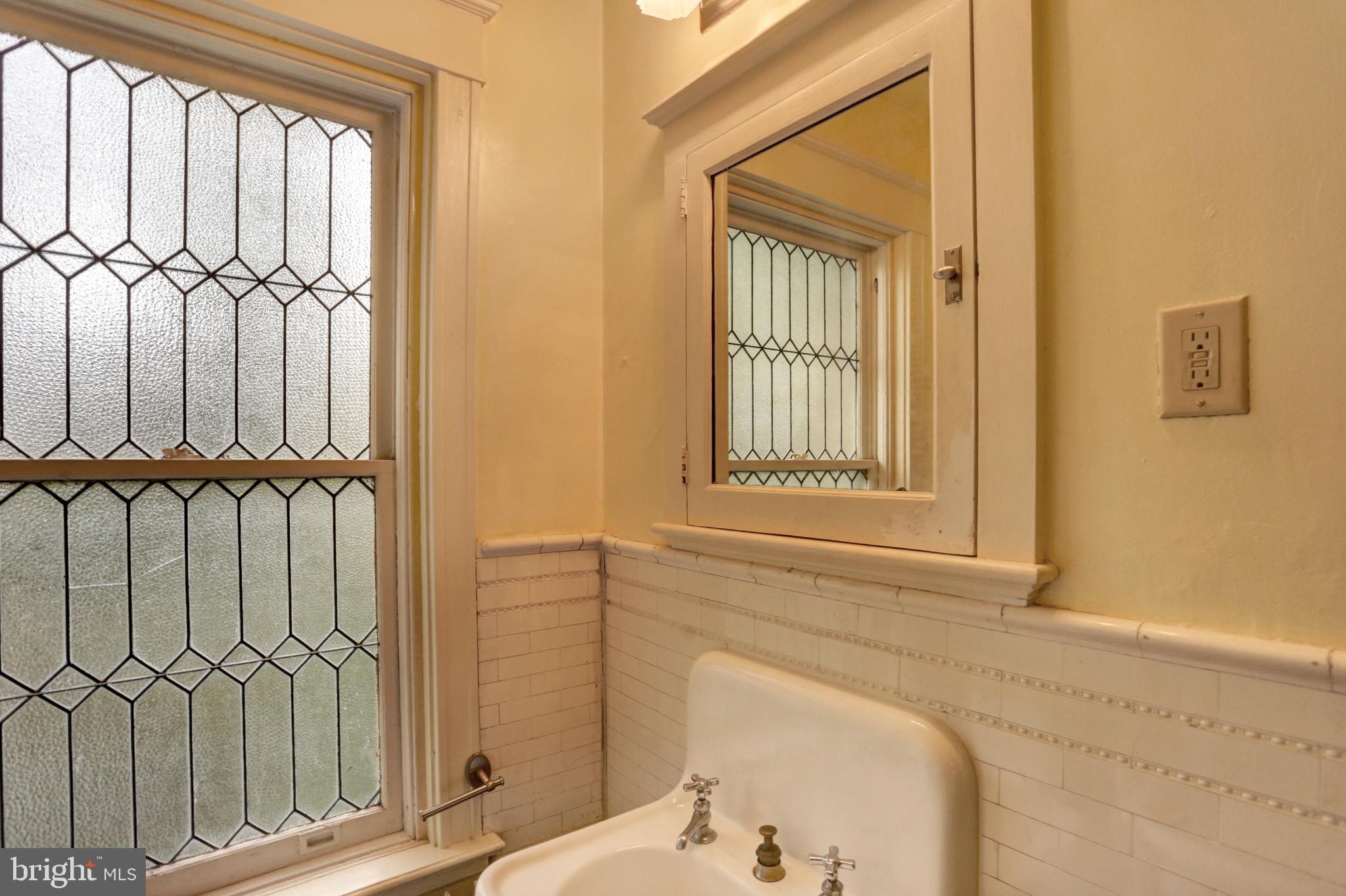 214 Hillside Road Harrisburg, PA 17104 - Photo 23 of 38 Gallery Image 23