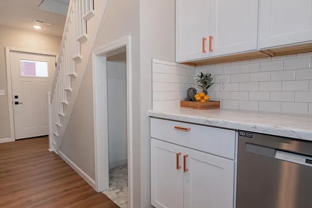 $249,900 | 602 East 8th Street, Winona, MN 55987