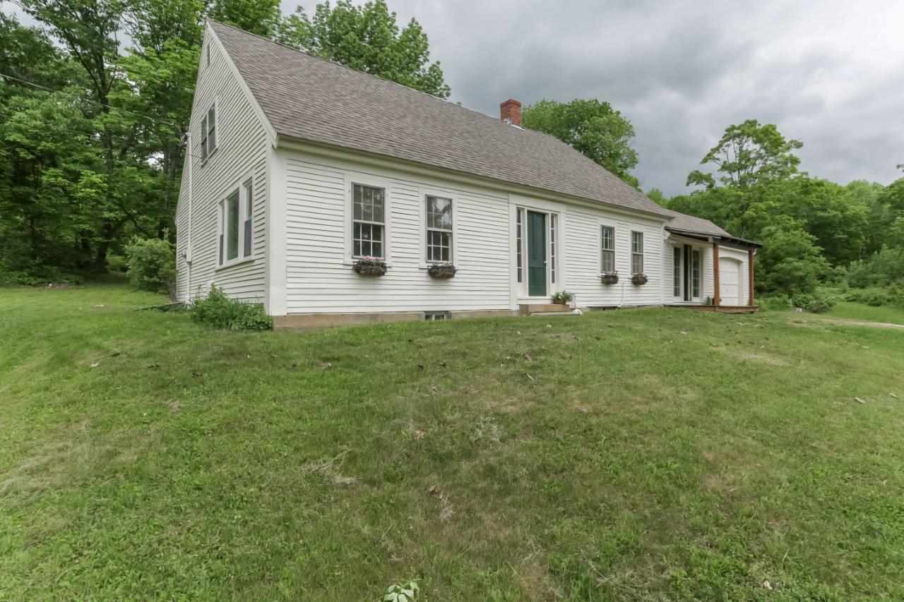 365 N Road Barnstead, NH 03225 - Photo 1 of 40