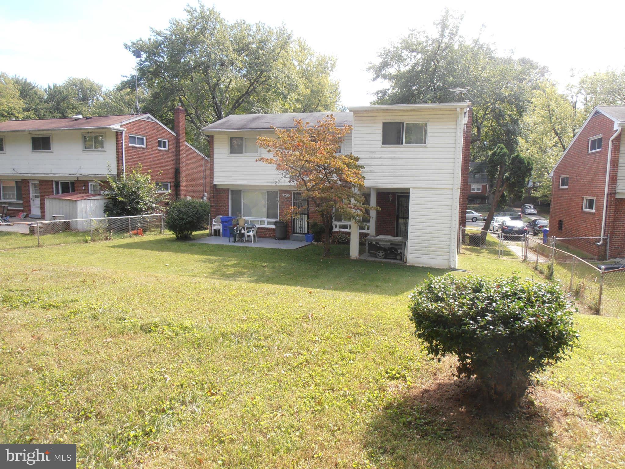 12925 Dean Road Silver Spring, MD 20906 - Photo 5 of 11 Exterior (Rear)