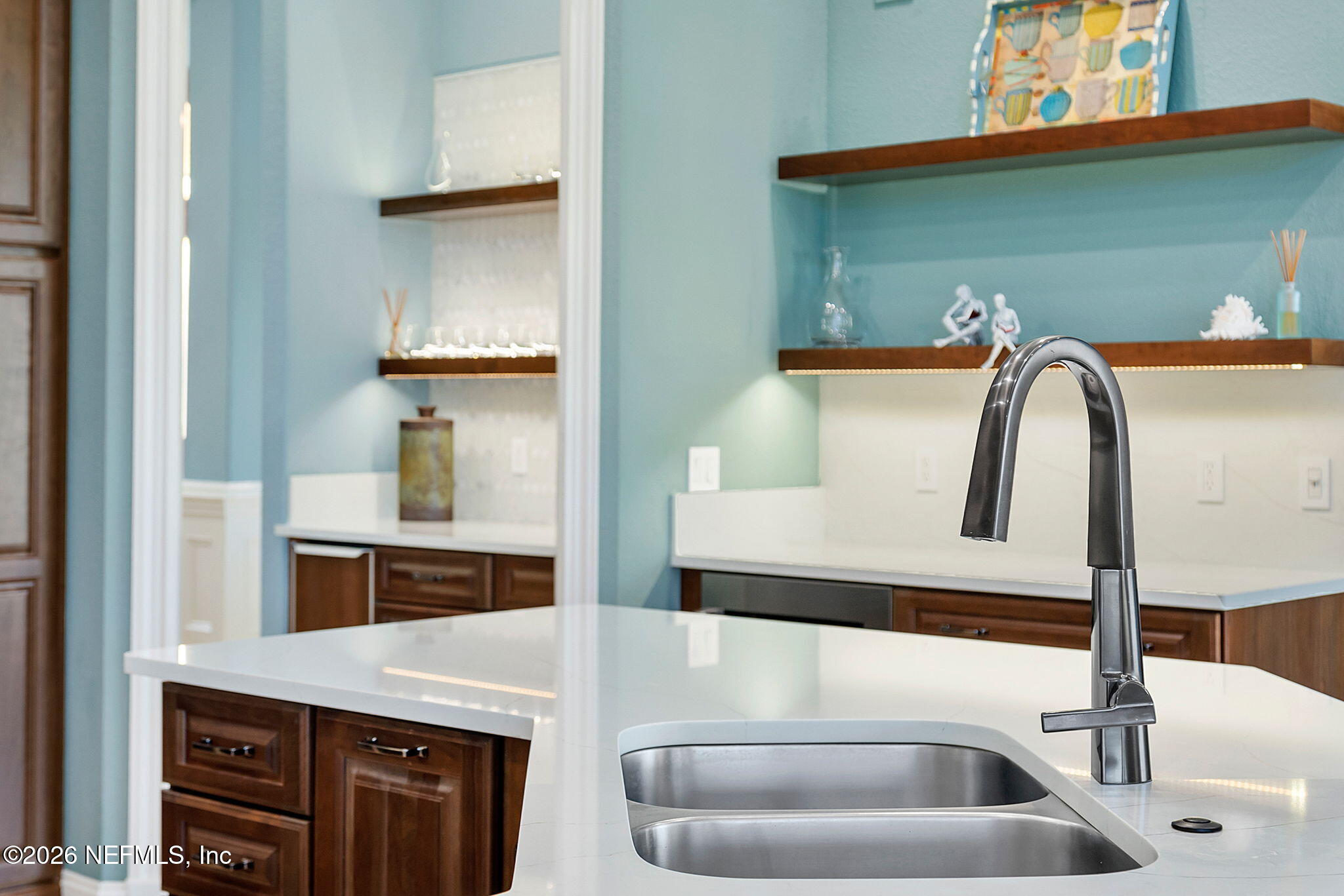 160 Governors Road Ponte Vedra Beach, FL 32082 - Photo 16 of 72 Center Island Sink to Wetbar