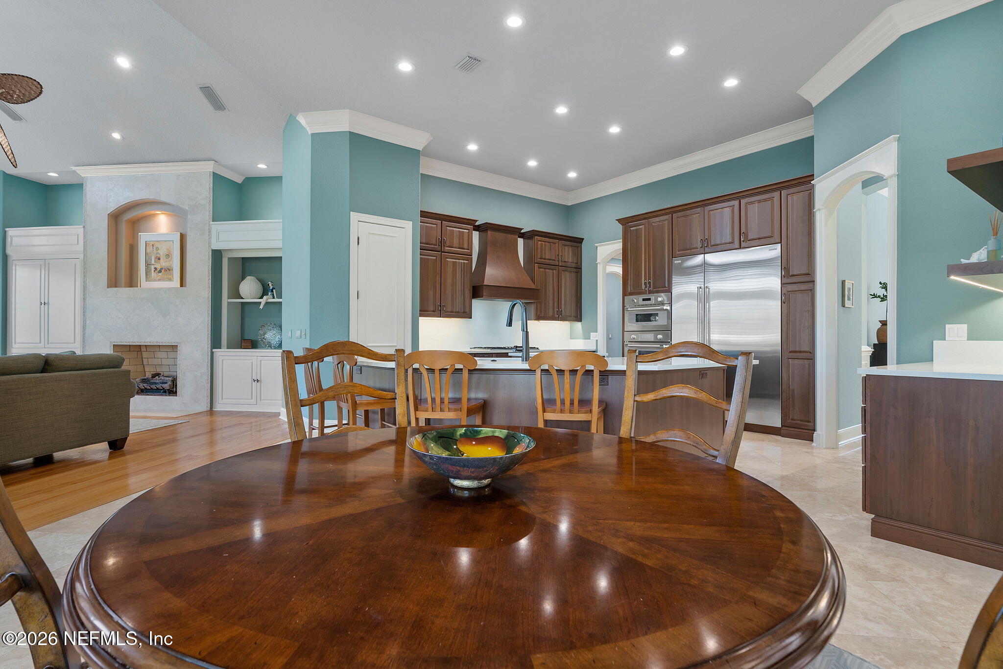 160 Governors Road Ponte Vedra Beach, FL 32082 - Photo 21 of 72 Breakfast Nook to Kitchen