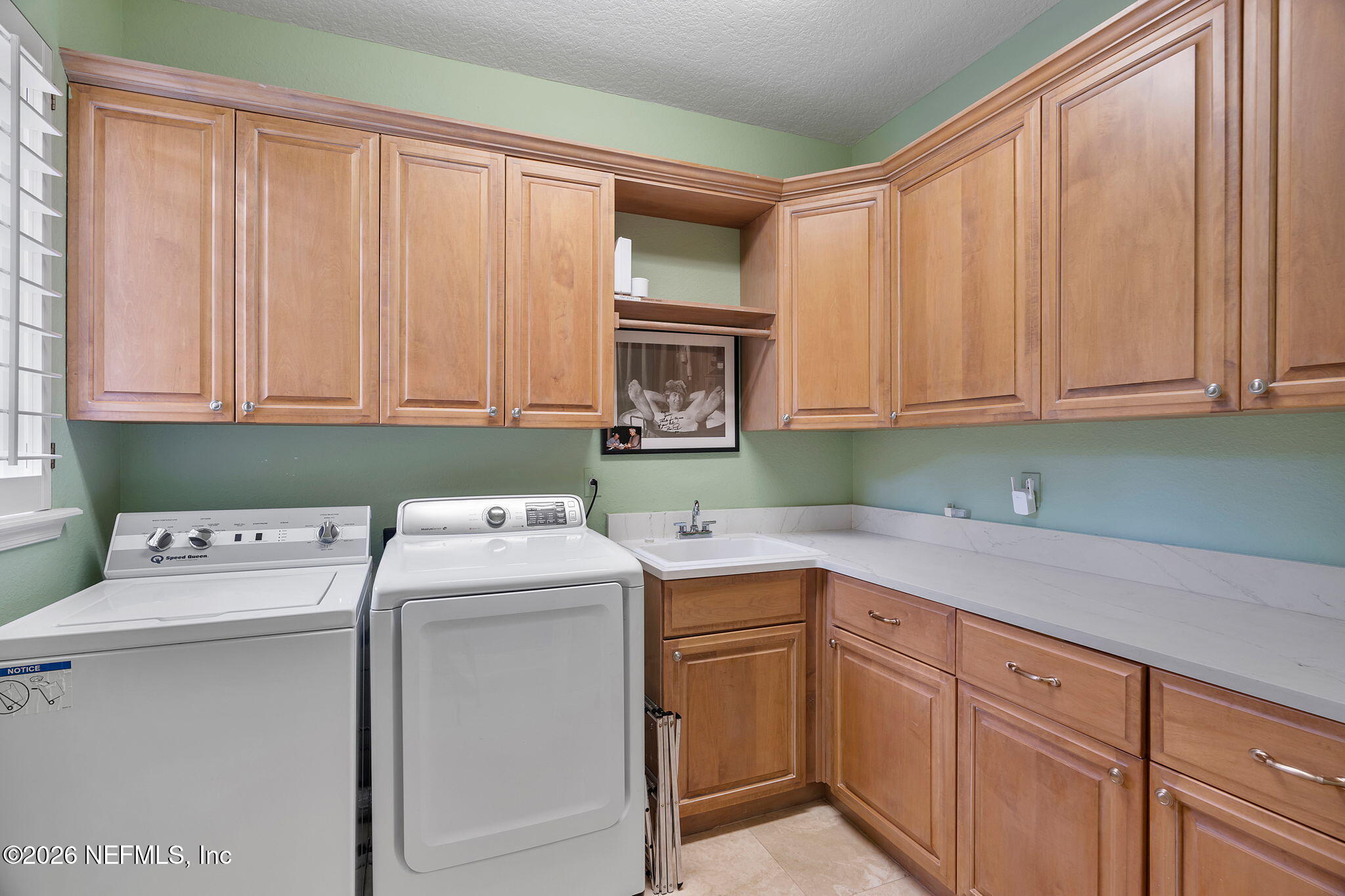 160 Governors Road Ponte Vedra Beach, FL 32082 - Photo 40 of 72 Laundry Room With Sink