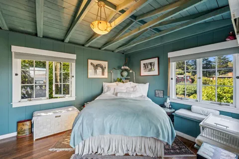 a view of a interior of the house