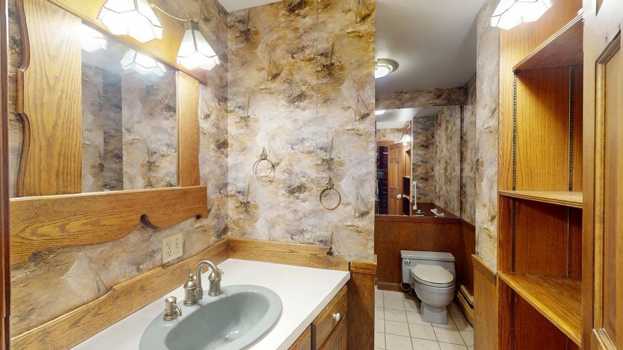 90 Woodridge Road Brewer, ME 04412 - Photo 29 of 74 First Floor Full Bathroom