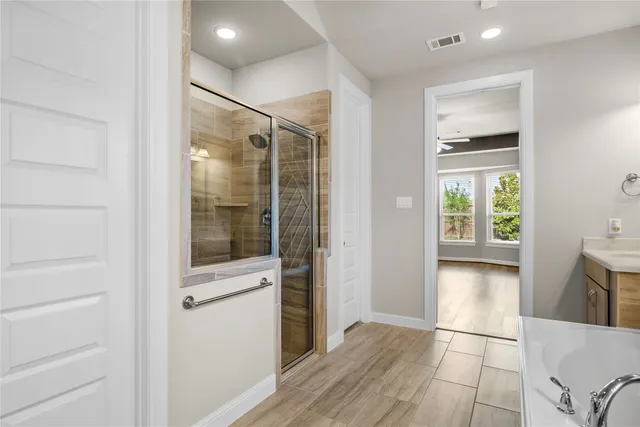 $718,888 | 5715 Caper Shores Lane, Sugar Land, TX 77479