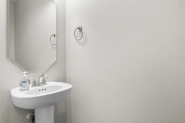 $718,888 | 5715 Caper Shores Lane, Sugar Land, TX 77479