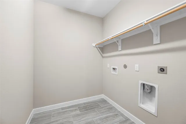 $718,888 | 5715 Caper Shores Lane, Sugar Land, TX 77479