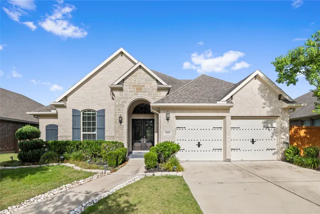 $718,888 | 5715 Caper Shores Lane, Sugar Land, TX 77479