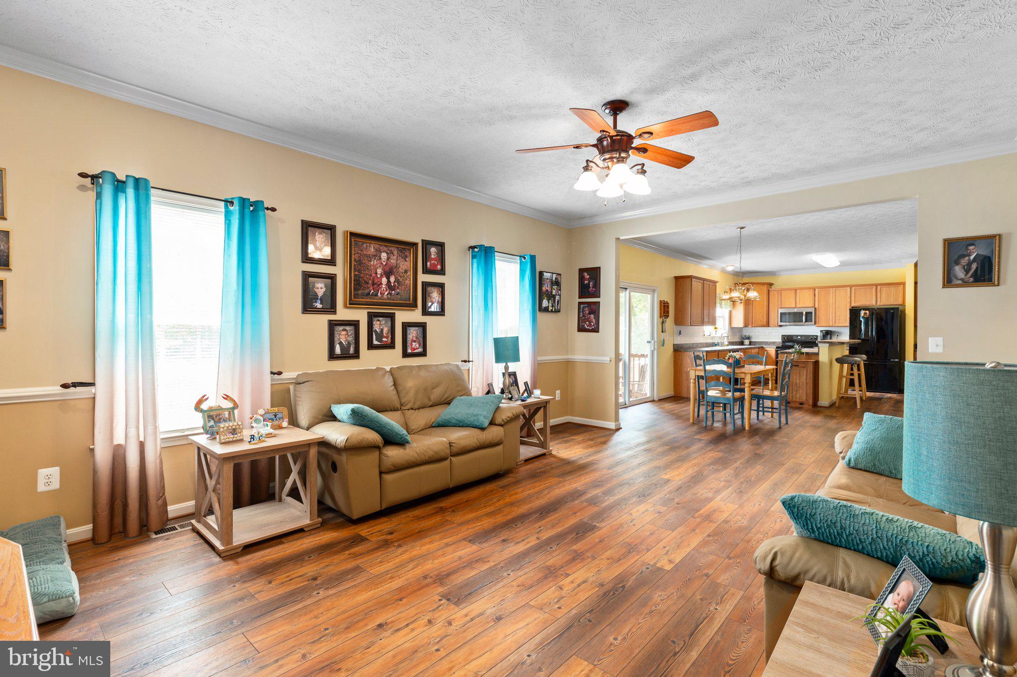 35190 Pheasant Ridge Road Locust Grove, VA 22508 - Photo 20 of 53 Big and inviting Family Room