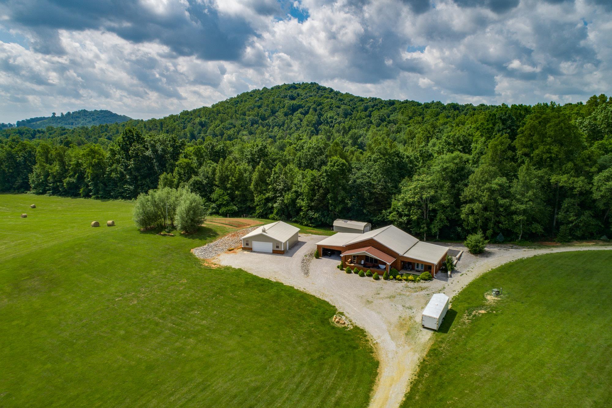 521 Summer Shade Road Allons, TN 38541 - Photo 11 of 30